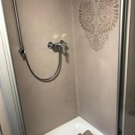 Apartment Daddy's *